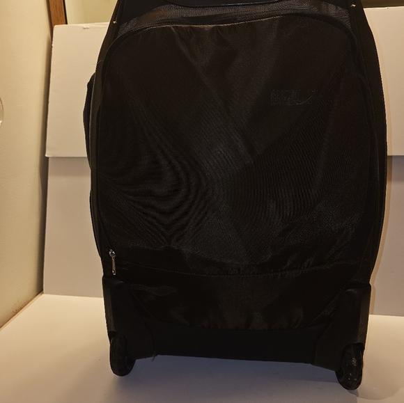 REI  Dark Green Travel Roller Backpack - Picture 4 of 16